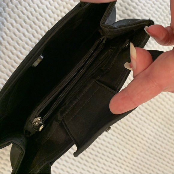 Esprit black hand bag - Picture 5 of 5